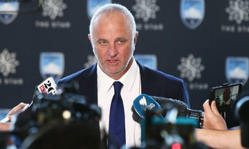 Ο Άρνολντ αντί του Φαν Μάαρβικ μετά το Μουντιάλ