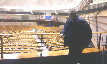 Ο Γιάννης Φιλέρης παρουσίασε το βιβλίο του στο ευρωπαϊκό Κοινοβούλιο