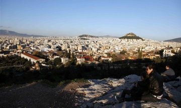 Γενικά αίθριος καιρός στην Αττική - Τοπικές βροχές στα δυτικά και βόρεια