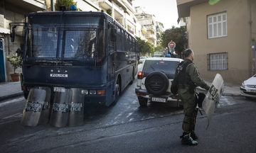 Επιχείρηση της ΕΛΑΣ για την εκκένωση χώρων που τελούσαν υπό κατάληψη