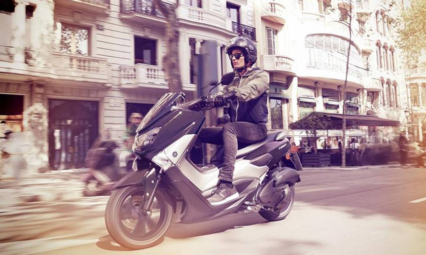 Yamaha NMAX με ΔΩΡΑ άνω των 400 ευρώ