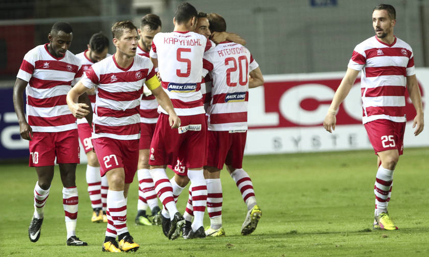 Μαζικές αποχωρήσεις  από τον Πλατανιά!