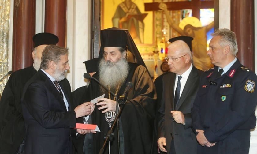 Η διαρκής και αδιάκοπη προσφορά του Ολυμπιακού (vid)