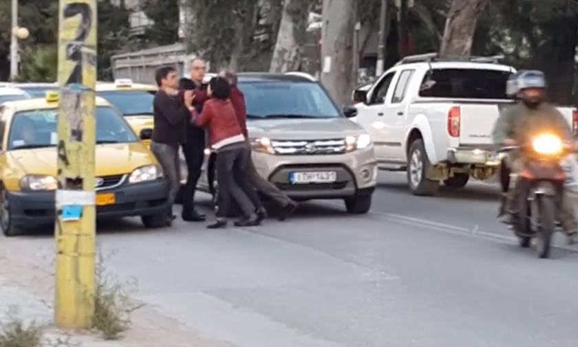 Οδηγοί έπαιξαν μπουνιές έξω από την «Αγιά Σοφιά»