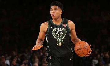 Αντετοκούνμπο: «Προσπαθώ να κάνω περήφανους τους Έλληνες» 