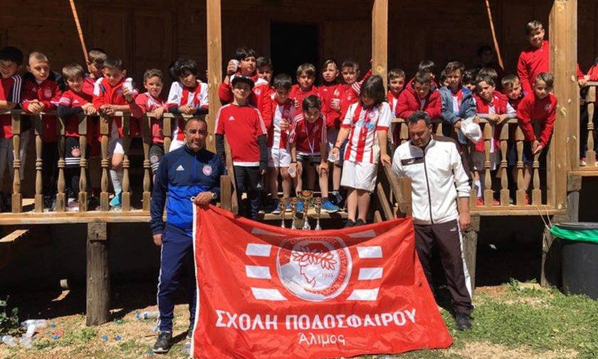 Κούπες για τη Σχολή Αλίμου
