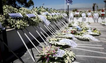 Και ο Βαγγέλης Μαρινάκης στην κηδεία (pic)