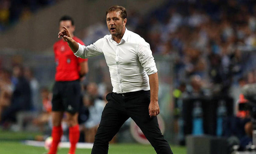 Προβάρει την ερυθρόλευκη φόρμα ο Πέδρο Μαρτίνς