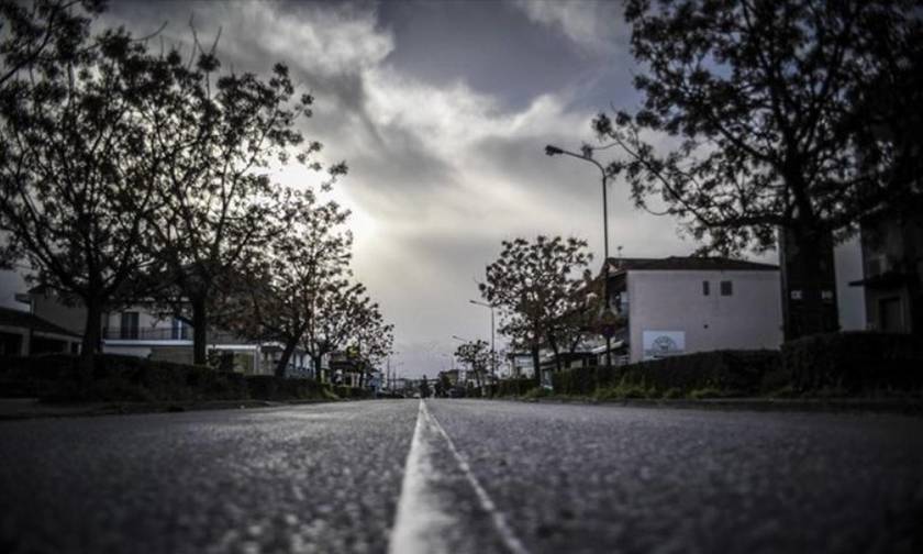 Καιρός: Υψηλές θερμοκρασίες και συννεφιά