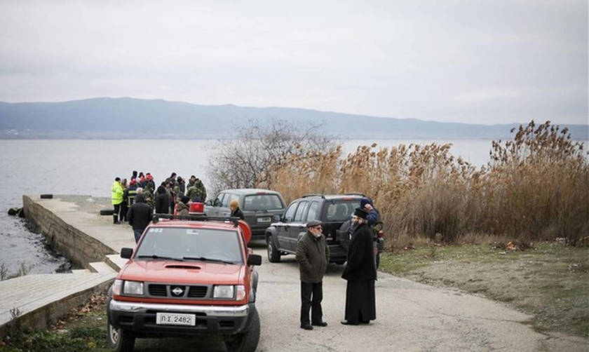 Εντοπίστηκε ένας νεκρός στη λίμνη Βόλβης