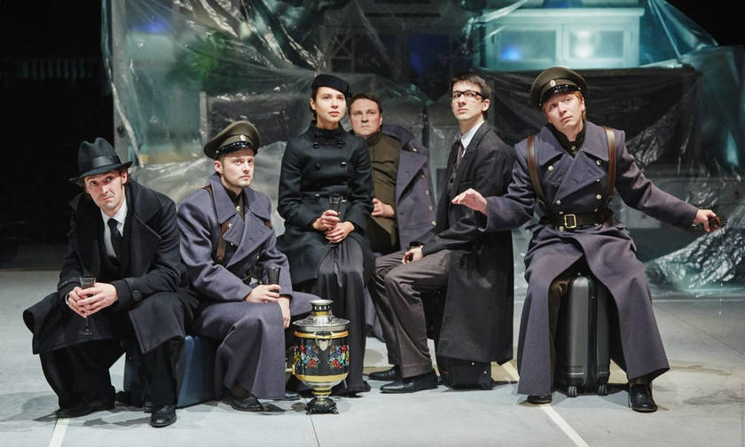 Οι «Τρεις Αδερφές» του Τσέχοφ στη νοηματική