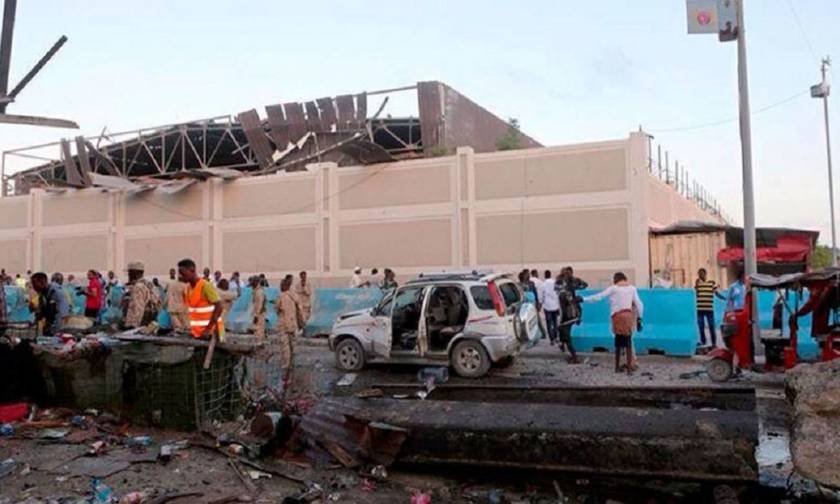 Πέντε νεκροί-8 τραυματίες από έκρηξη βόμβας σε στάδιο 