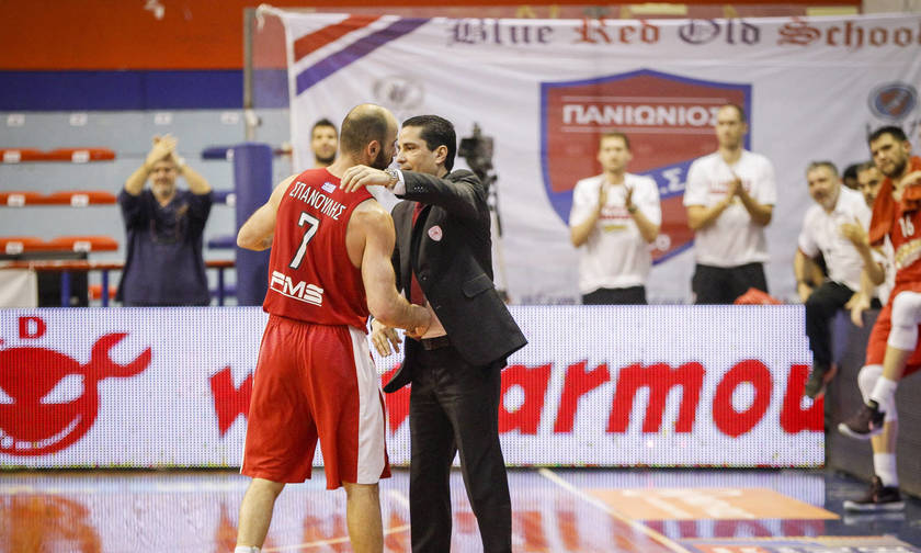 Σφαιρόπουλος: Δεν συναντάς εύκολα παίκτες σαν τον Σπανούλη - Κάνει τα πάντα μέσα στο γήπεδο 