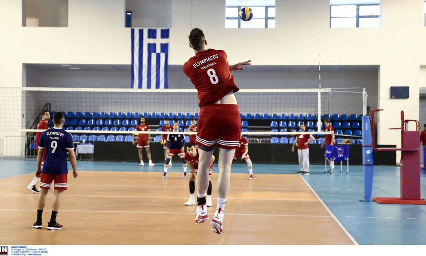 Φωτογραφίες από την προπόνηση του Ολυμπιακού στη Ρόδο 