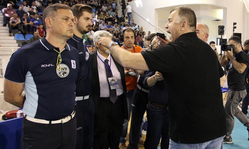 Φαρσοκωμωδία με πολλούς πρωταγωνιστές: Ποιους καταγγέλει ο Ολυμπιακός...