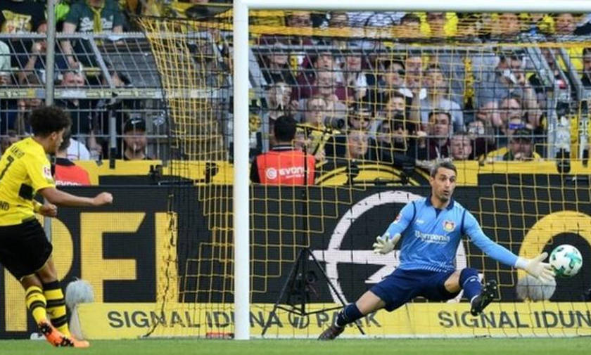 Ο Σωκράτης διέλυσε τον Ρέτσο