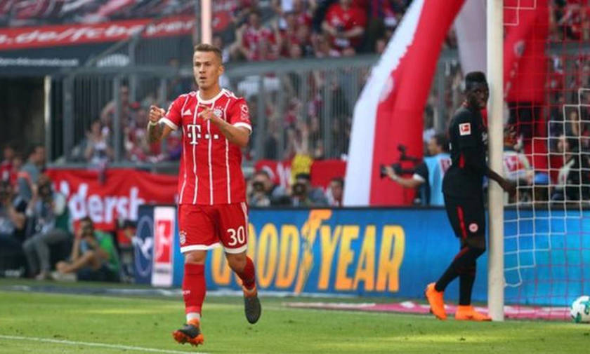 Τους κάνει πλάκα και με τα δεύτερα η Μπάγερν!