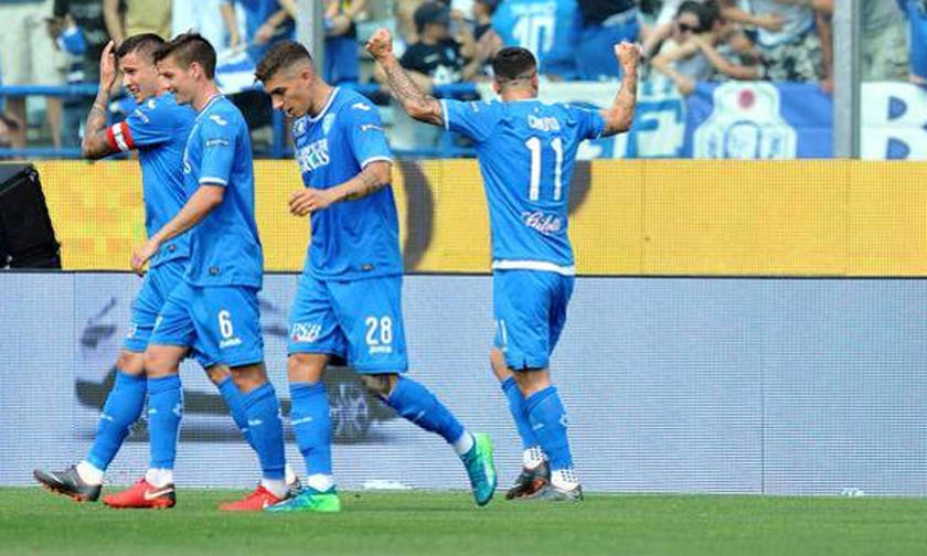 Επιστροφή στα «σαλόνια» για Έμπολι!