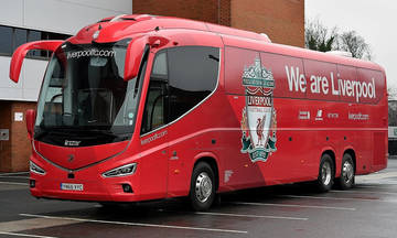 Η άφιξη της Λίβερπουλ στο Ολύμπικο: Τραγουδώντας οι Μανέ και Σαλάχ (vid)