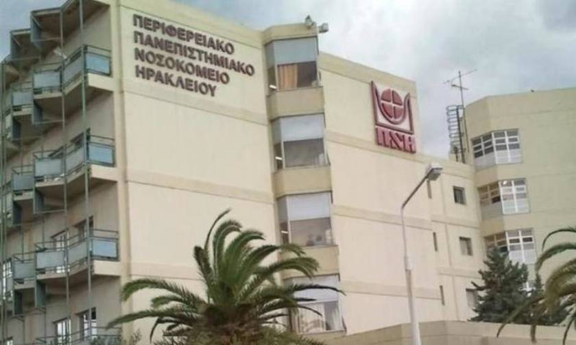 Στην εντατική κοριτσάκι που καταπλακώθηκε από πόρτα γκαράζ