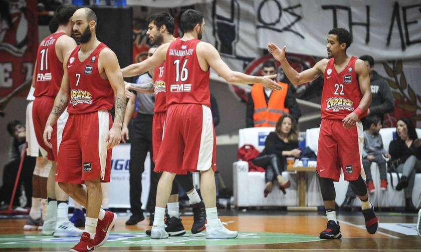 Mε τη "σκούπα" στο χέρι ο Ολυμπιακός στην Πάτρα