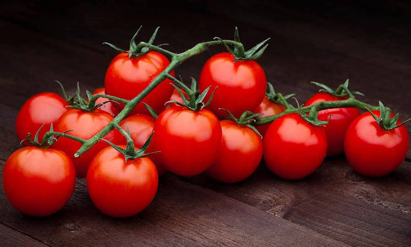 Δέκα λόγοι για να βάλουμε την ντομάτα στη ζωή μας