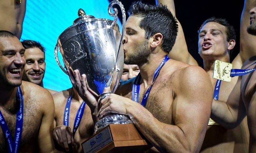 Βασιλειάδης: «Να συνεχίσει ο Ολυμπιακός να κρατά ψηλά τη σημαία της Ελλάδας στην Ευρώπη»