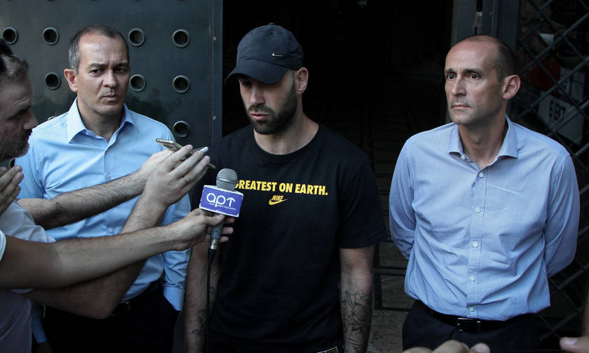 Ανανέωσε με Ολυμπιακό ο Σπανούλης (pics + vid)