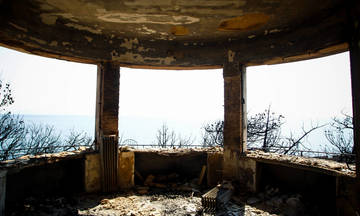 Φονικές πυρκαγιές: Καταστράφηκαν εγκαταταστάσεις πινγκ πονγκ, κάηκαν σπίτια αθλητών