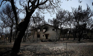 Πρώτη μήνυση από πολίτη για την πυρκαγιά στην ανατολική Αττική