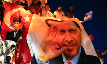 Τουρκία: Κόντρα με τις ΗΠΑ, η λίρα σε «ελεύθερη πτώση» και στο βάθος ΔΝΤ