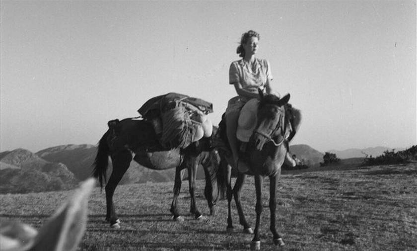 Άγνωστες φωτογραφίες από τα ταξίδια της Joan Leigh Fermor στην Ελλάδα