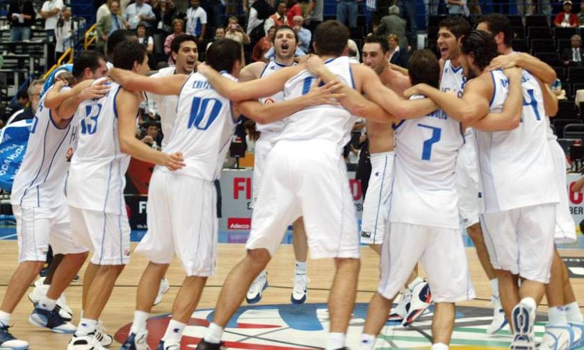 Όταν η Dream Team υποκλίθηκε στην Εθνική Ελλάδας (vid)