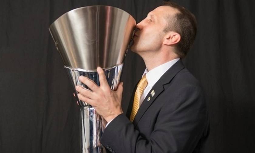 Η EuroLeague αναρωτιέται: Μπορεί ο Μπλατ να επαναφέρει τον Ολυμπιακό στο Final Four