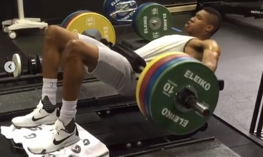 Το απίθανο βίντεο του Αντετοκούνμπο στο γυμναστήριο! Η εξέλιξή του σε τρία χρόνια (vids)