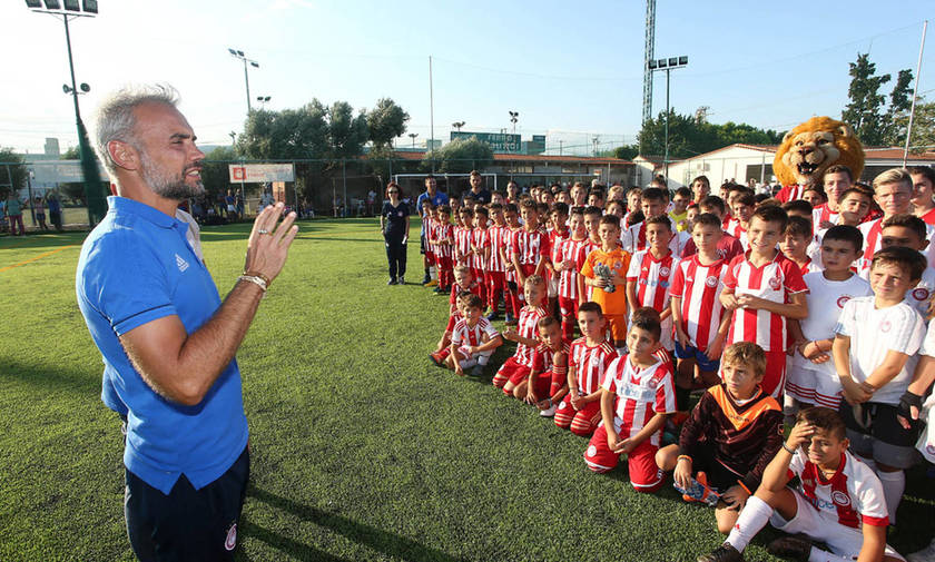 Πέρες: «Σας θέλουμε πρωταθλητές»