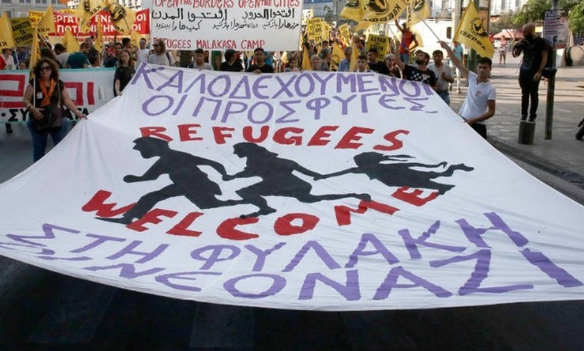 Η Αθήνα διαδηλώνει κατά του φασισμού - Μεγάλο συλλαλητήριο στο κέντρο