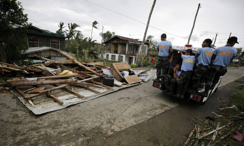 Φιλιππίνες: 81 νεκροί από τον τυφώνα Μανγκούτ