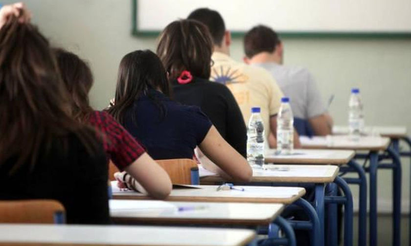 Ανατροπή στις εξετάσεις Λυκείων- Μειώνονται τα μαθήματα