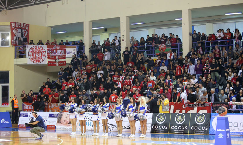 Έκαναν τη Χαλκίδα, Πειραιά (pics)