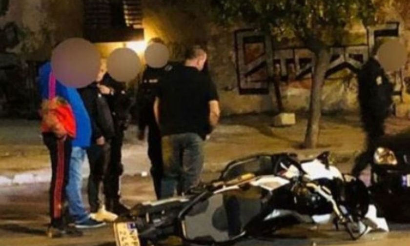 Θεσσαλονίκη: Σύγκρουση αυτοκινήτου με μοτοσυκλέτα - Ενας τραυματίας