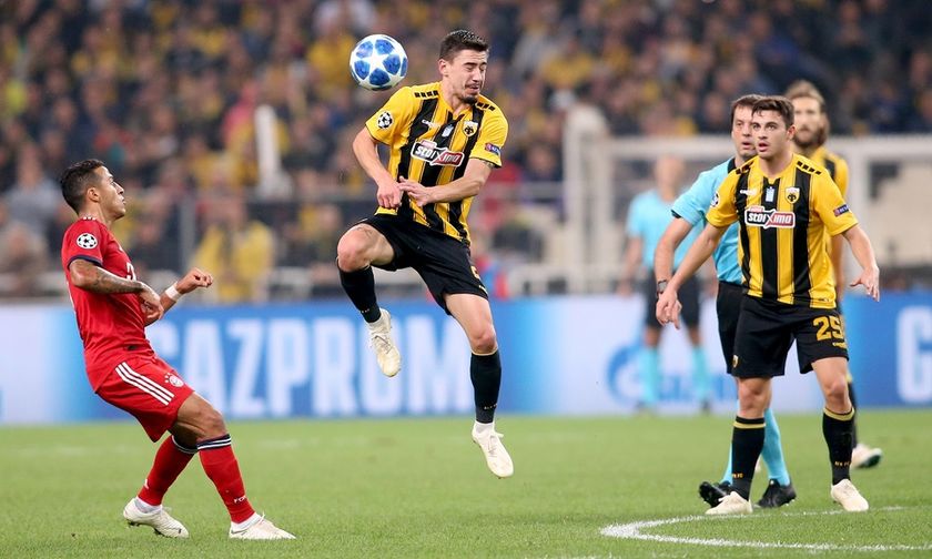 Σιμόες: «Είμαι σε διαπραγματεύσεις με την ΑΕΚ»