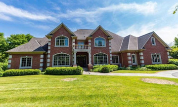 Αυτό είναι το νέο σπίτι του Αντετοκούνμπο - Δείτε το «παλάτι» που αγόρασε (pics)