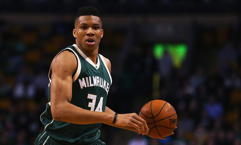 Ο Αντετοκούνμπο καρφώνει στο καλάθι των Κινγκς (vid) 