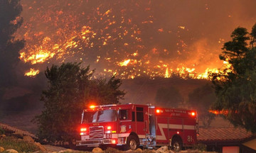 Καλιφόρνια: Εννέα νεκροί από την πύρινη κόλαση – Κάηκαν 6.000 σπίτια και επιχειρήσεις! (pic/vid)