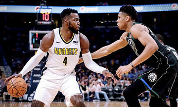 «Ελάφια» για φίλημα, νέο σόου από τον Αντετοκούνμπο