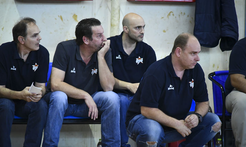 Τέλος Γούναρης και Καλαμπάκος από Ιωνικό!