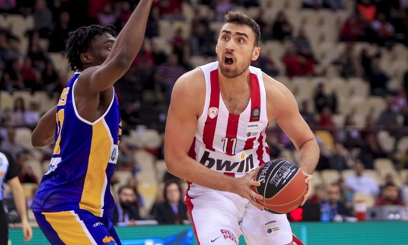  Ο ΜVP Μιλουτίνοφ: «Πρέπει να δείχνουμε καλό πρόσωπο και στα 40 λεπτά»