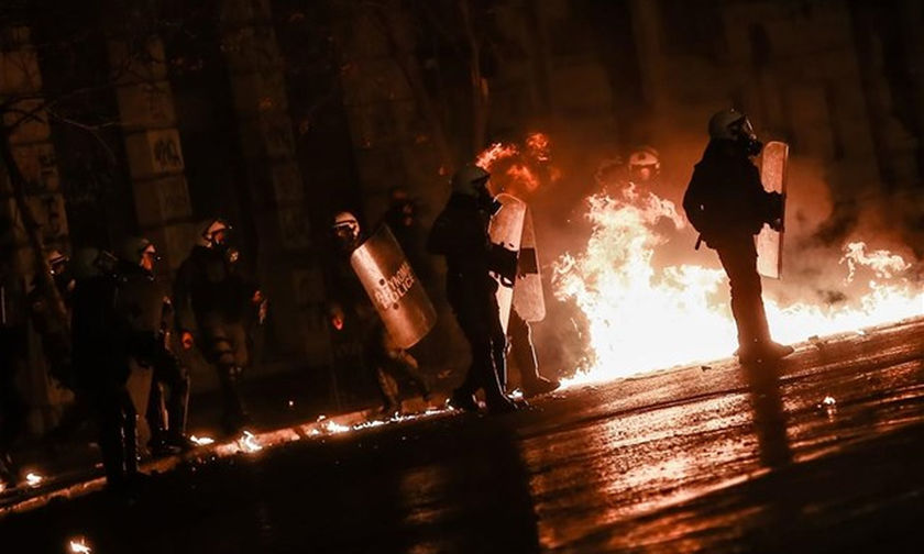 19 συλλήψεις για τα επεισόδια σε Πολυτεχνείο, Εξάρχεια