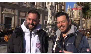 Το Olympiacos TV στο κέντρο της Σεβίλλης: «Ήρθαμε για το διπλό της Θρυλάρας»